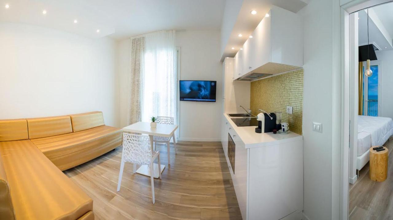 Miami Suite Hotel Bellaria-Igea Marina Extérieur photo